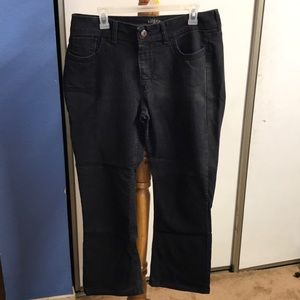 Lee jeans, black, size 14, stretchy, inseam 29”